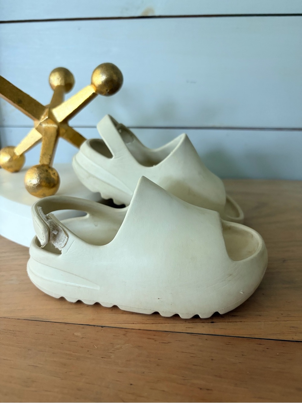 Kids Cream EVA Clog Sandals Slingback | Size 150 / Approx. Toddler 8–9
